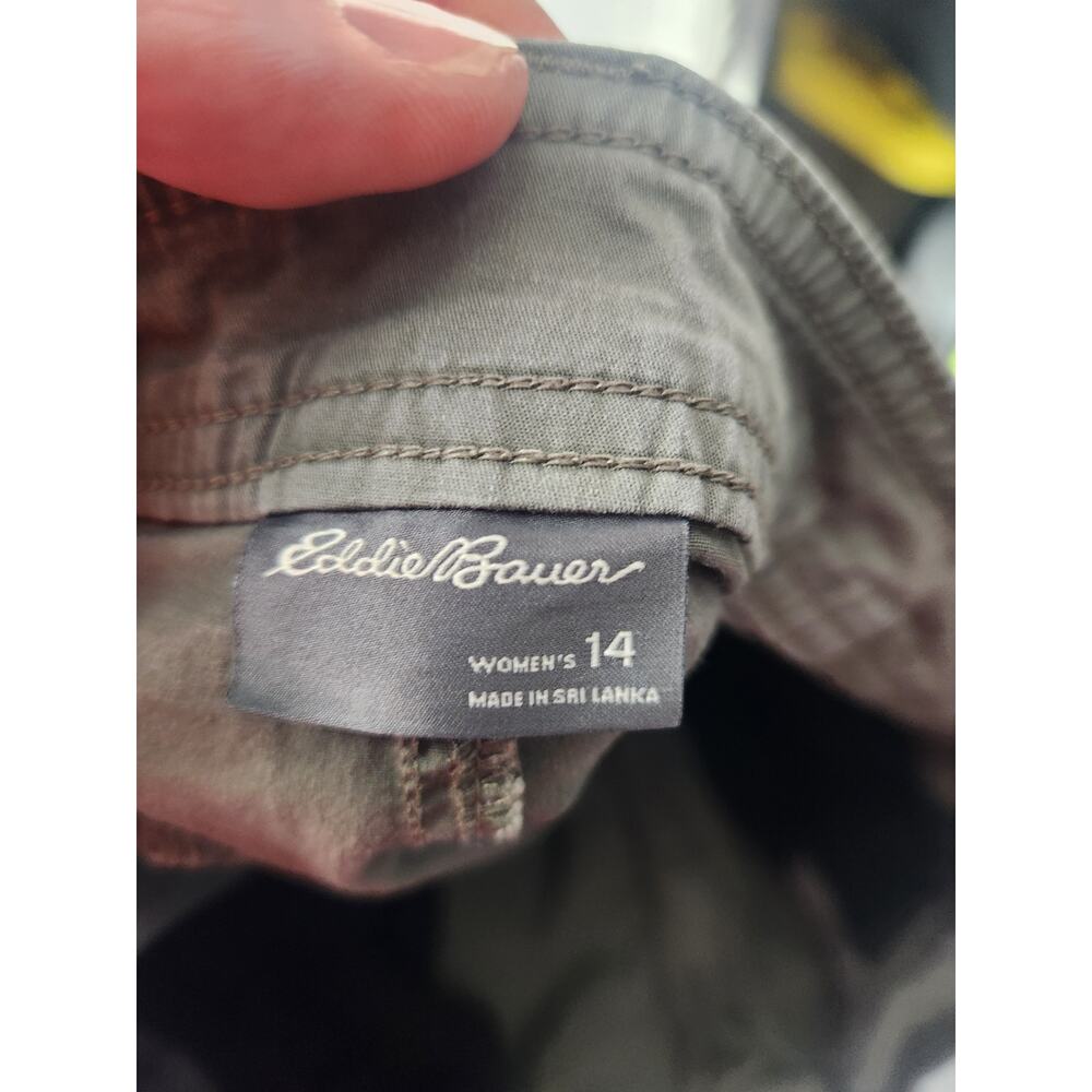Eddie Bauer Shorts Women's 14 - Picture 3 of 4